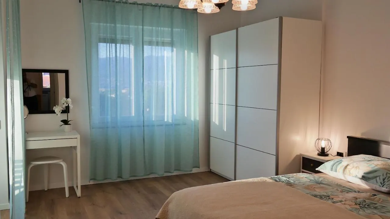 Apartment Karmen Silo  Croatia